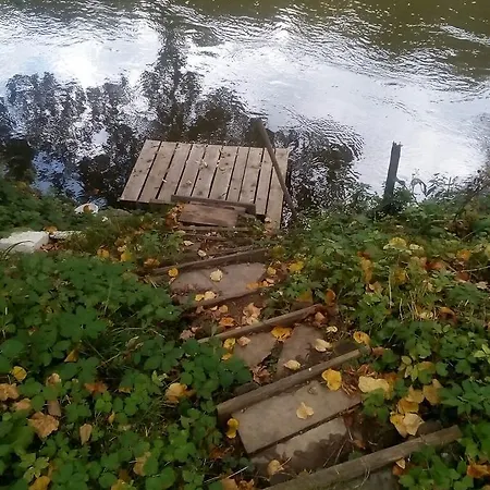 Chata U Reky Luznice Cernysovice