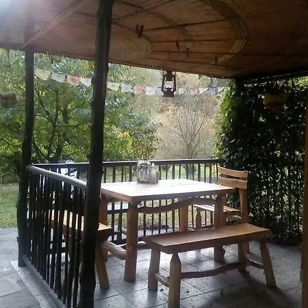 Hytte Chata U Reky Luznice Cernysovice